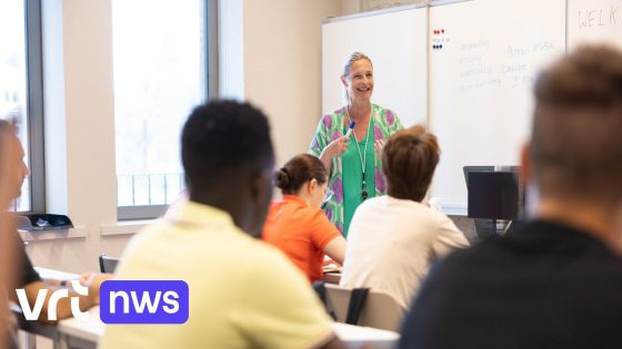 Avondles Spaans of kookcursus in volwassenenonderwijs wordt duurder, opleiding voor knelpuntberoep goedkoper