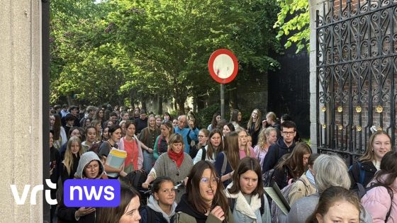 Fietsbatterij ontploft in garage van Brugse school: 1.500 scholieren en leerkrachten tijdelijk geëvacueerd