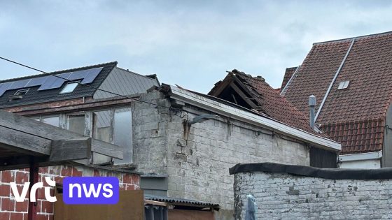 Huis in Harelbeke tijdelijk onbewoonbaar nadat dak vanzelf instort