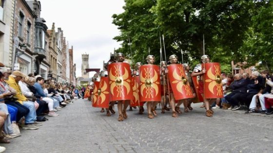 Heilig Bloedprocessie lokt 40.000 toeschouwers: “Dit blijft Brugges Mooiste Dag” (Brugge) - Het Nieuwsblad