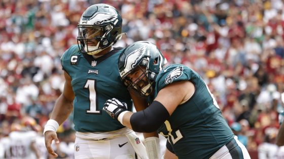 Jason Kelce offers to talk to owners to clear up misconceptions about the tush push