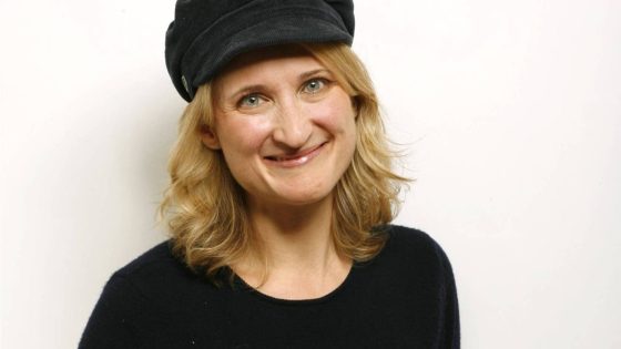 Jill Sobule, Singer of 1995 'I Kissed a Girl,' Dead at 66