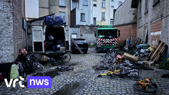 Jochen uit Leuven vindt gestolen fiets terug in Molenbeek dankzij tracker: "Busje stond klaar voor buitenland"