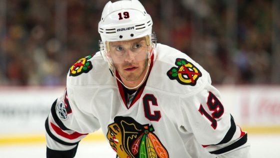 Former Blackhawks star Jonathan Toews planning NHL comeback