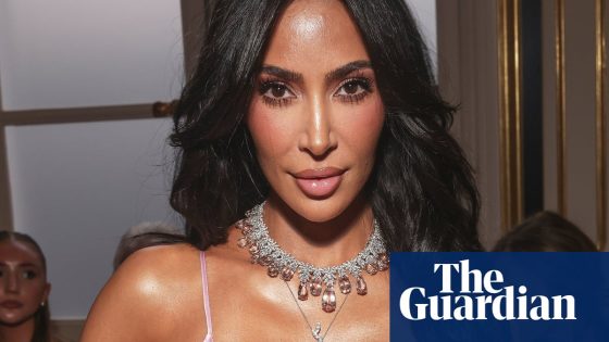 Kim Kardashian ‘in serious terror’ when robbers entered suite, court told | Kim Kardashian