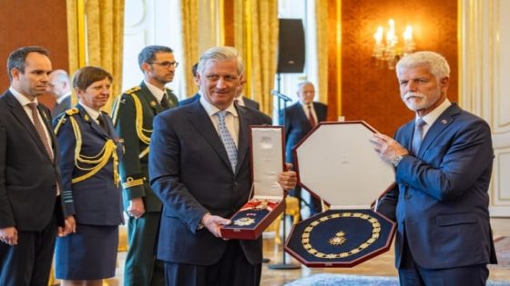 Koning Filip treedt toe tot Orde van de Witte Leeuw tijdens staatsbezoek aan Tsjechië: “Teken van respect voor handhaven van vrijheid en vriendschap”