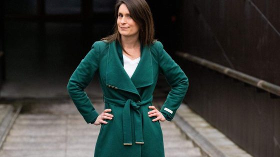 Maaike De Vreese (N-VA) wil alcohol in federaal parlement behouden: “dat is deel van onze cultuur”