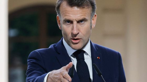 Macron: EU readying new Russia sanctions ‘in coming days’ - politico.eu