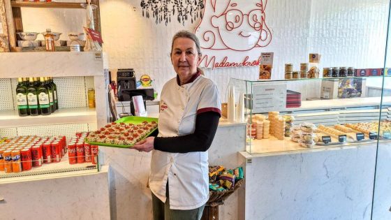 Madam Kroket (64) zoekt overnemer: “Dochter kreeg een trombose en voor mij wordt het te zwaar”