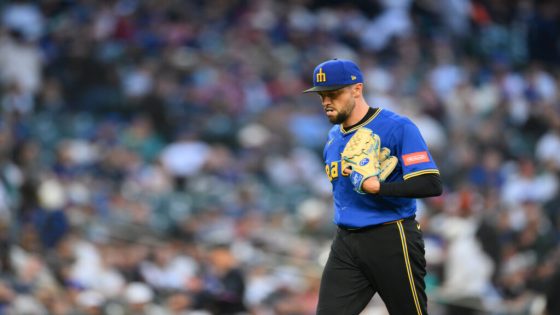 Mariners Designate Casey Lawrence For Assignment, Select Jesse Hahn