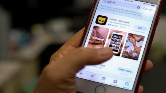 Loodzware vordering op proces tegen jongeren die homo’s in de val lokten via Grindr: aanklager eist 15 jaar cel tegen hoofdverdachte - Het Nieuwsblad
