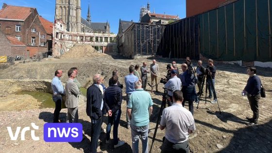 Resten van bijzondere Middeleeuwse burcht in Ieper worden weer begraven: "Zichtbaar bewaren bleek onbetaalbaar"