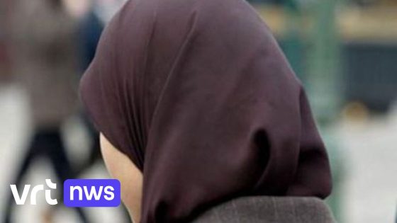 Provincie Oost-Vlaanderen trekt hoofddoekenverbod op provinciale scholen niet in 