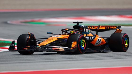Oscar Piastri beats Lando Norris to take pole