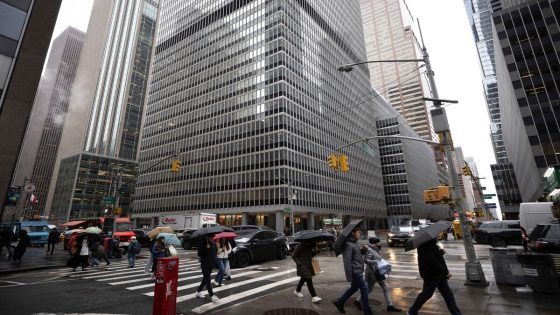 Paul Weiss Loses Four Senior Litigators in Trump-Deal Fallout