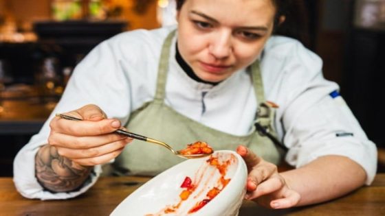 De reservaties lopen vlot binnen, en toch sluit Nadine (28) haar gelauwerde restaurant in Gent: “Je verliest je motivatie gewoon” (Gent)