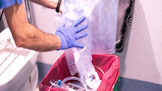 Microbe From Man's Wound Able to Feed on Hospital Plastic : ScienceAlert
