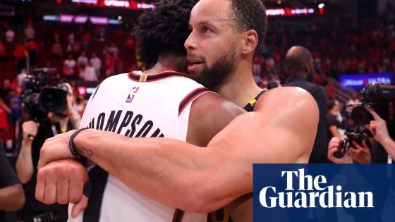 Ruthless Steph Curry erupts late to haul Warriors over Rockets in Game 7 | NBA