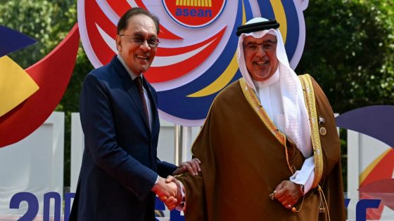 Southeast Asia and Gulf leaders meet with China as governments look to coordinate in the face of Trump tariffs - Fortune