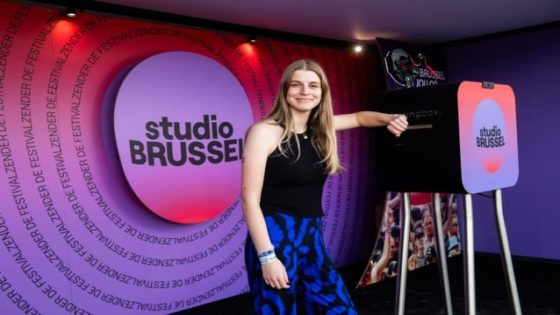 Stubru-gezicht Nona Van Braeckel maakt VRT-programma over haar geaardheid: “Lang nagedacht of ik me zo kwetsbaar durf opstellen”
