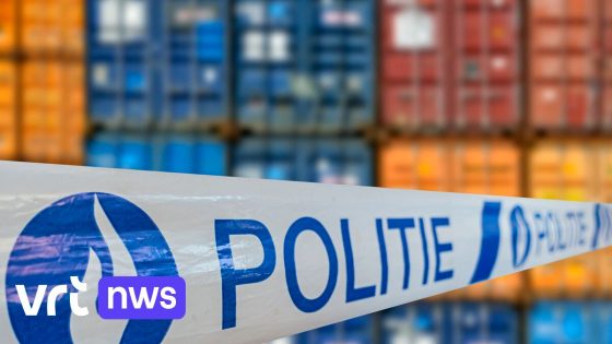 Drugsuithaler (19) aangehouden omdat hij inreed op agent: "Die kon zich redden, maar werd meters meegesleurd" 