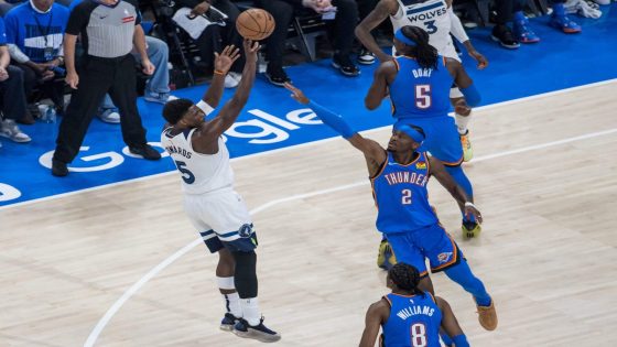 NBA playoff takeaways: Thunder clamp down on Timberwolves to take 2-0 series lead