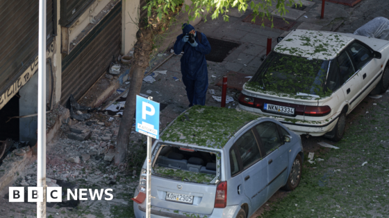 Woman carrying bomb dies after explosion in Thessaloniki