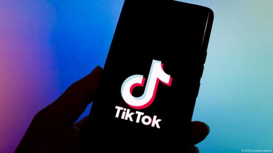 Beauty influencer shot dead while live on TikTok – DW – 05/15/2025