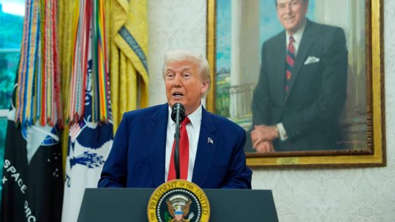 Donald Trump orders US chip software suppliers to stop selling to China - Financial Times