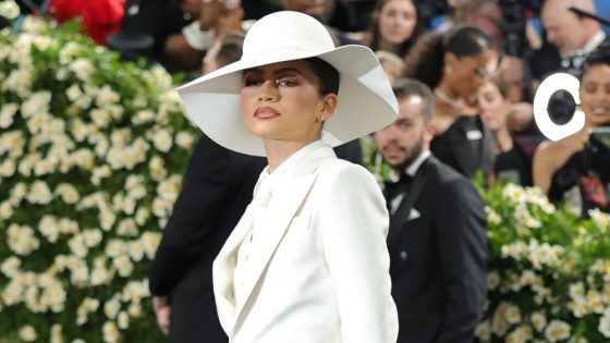 Met Gala 2025 Red Carpet Photos: The Best Celebrity Looks