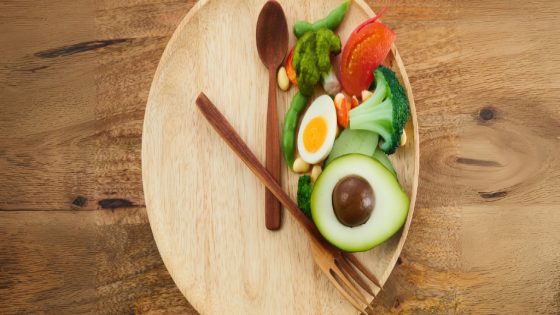 New Study Reveals an Easier Alternative to Intermittent Fasting : ScienceAlert