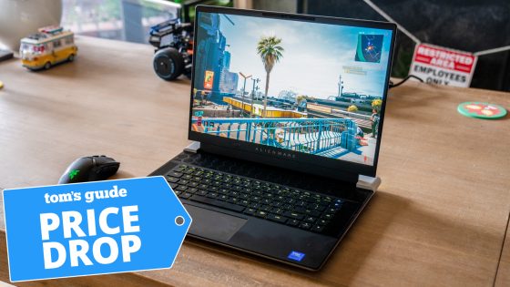 Alienware x16 R2