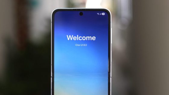 Read One UI 8.0 full changelog and new features from Samsung here