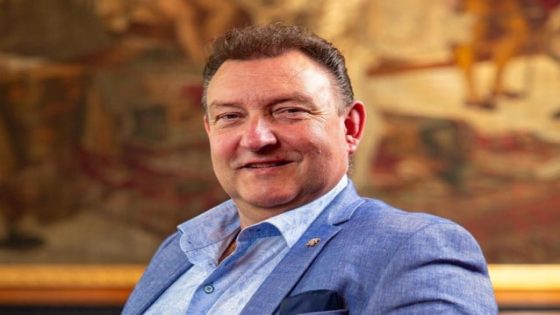 Vlaams Parlementslid Wim Verheyden (Vlaams Belang) lange tijd out door hersenbloeding (Bornem)