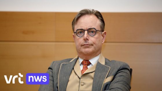 Hoe Wallonië stilaan premier De Wever en zijn "aparte kostuums" omarmt