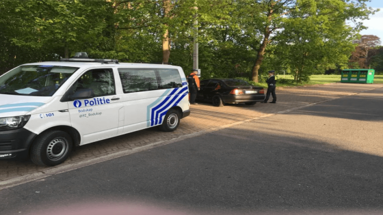 15-jarige dochter staat oog in oog met inbreker: vier daders opgepakt na poging tot inbraak