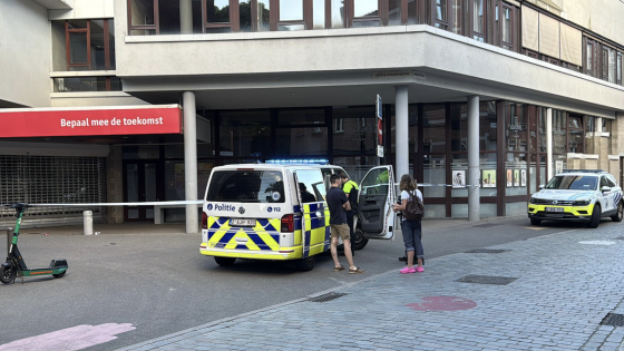 18-jarige vrouw opgepakt voor steekpartij in Antwerpse studentenbuurt, slachtoffer nog steeds kritiek 