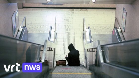 4 daklozen slachtoffer van zwaar geweld in Antwerpen: 1 man krijgt deelscooter op zich gegooid en is verlamd