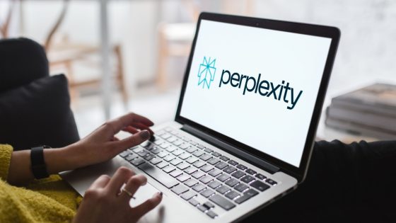 Apple Reportedly Mulling Perplexity Purchase to Bolster AI