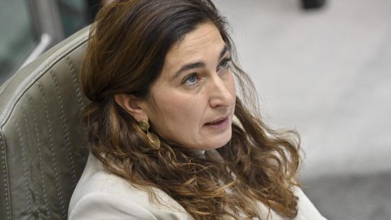 Sommige opleidingen in Volwassenenonderwijs lopen nu al leeg door Demirs hervormingen - HBVL