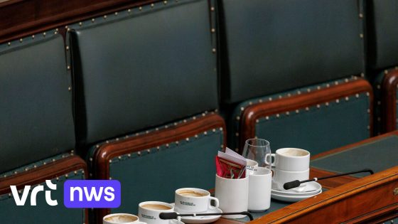Begrotingsdebat in Kamer opnieuw geschorst wegens onvoldoende leden van de meerderheid: "Blamage
voor dit huis"