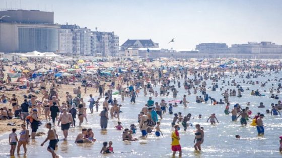 Kust verwacht tot 300.000 dagtoeristen tijdens tropisch warm weekend (Binnenland)
