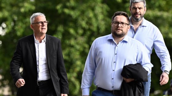 Verdediging Coonen ziet politiek complot: “Tony de foefelpony moest hangen, dus men is beginnen graven” - De Standaard