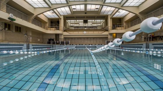 Stad Brussel herziet renovatie zwembad Marollen: 'Kunnen ons geen excessen veroorloven'