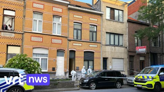 Explosief naar woning gegooid aan Boomsesteenweg in Wilrijk: voordeur beschadigd - VRT