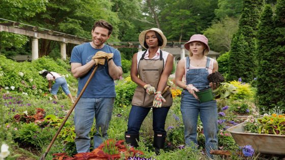 'Grosse Pointe Garden Society' Canceled, Won't Move To Peacock