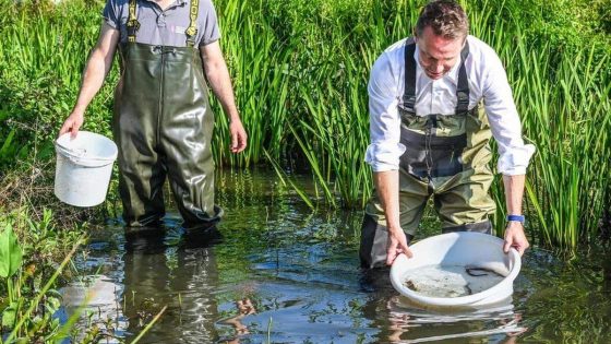 Jo Brouns helpt de modderkruipers: “Het is een kleine vis met een groot verhaal”