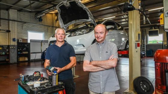 Karel Vanvoorden van Karrit Sports in Stevoort bouwt na 40 jaar zijn bekende autohandel af