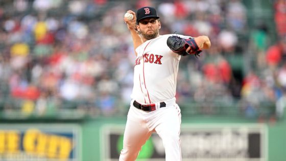 Kutter Crawford out for '25; Cora cites off-field 'accident'