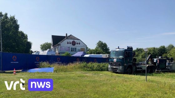 Reconstructie parenclubmoord Maaseik: drie verdachten tonen hun rol bij dodelijk geweld - VRT